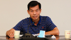 发挥离退休党员作用  促进制药厂和谐发展--制药厂党委书记给离退休党支部党员上专题党课