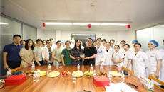 附属瑞康医院为罗志娟、蒋清同志举行退休座谈会