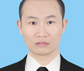 李辉