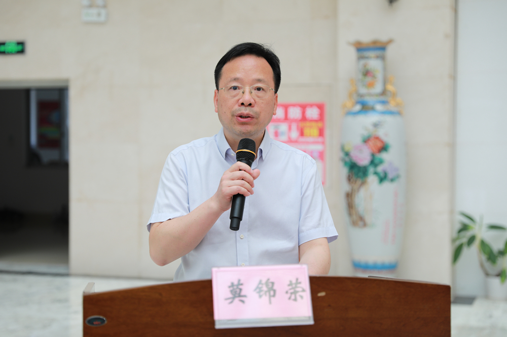 2V7A1550_副本