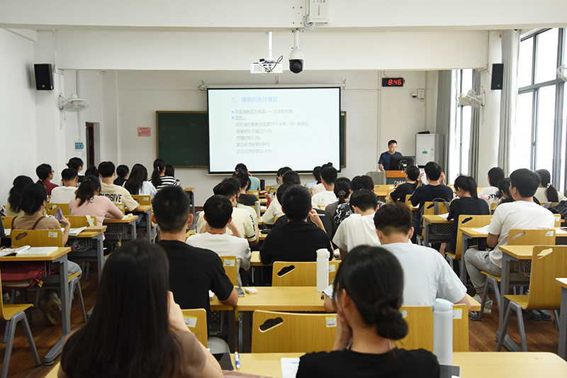 2课堂现场.jpg