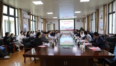 湖州市卫生健康委党委书记、主任饶如锋一行来我校交流座谈
