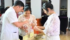 支部联建聚合力 医园携手送健康——一附院门急诊第一党支部、外科第九党支部与广西文化和旅游厅幼儿园党支部开展支部联建活动