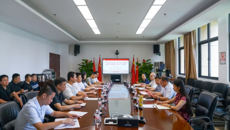 庆“八一” | 附属壮医医院举办慰问退役军人座谈会