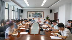 附属国际壮医医院召开深入贯彻中央八项规定精神学习教育集中研讨暨党委理论学习中心组学习会