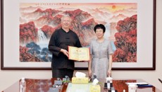 国际知名音乐治疗与心脏康复专家沃尔夫冈·马斯特纳克教授到附属瑞康医院交流访问