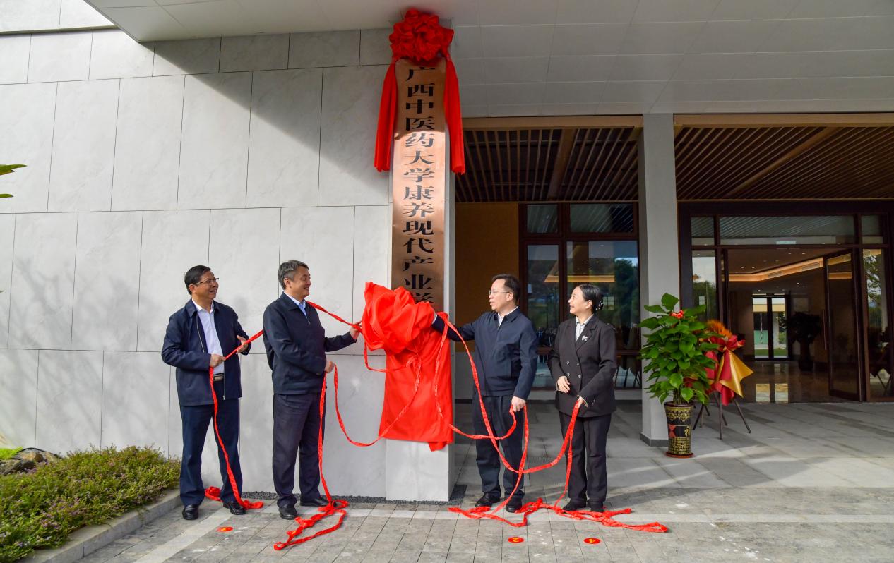 添加图片描述 添加图片描述